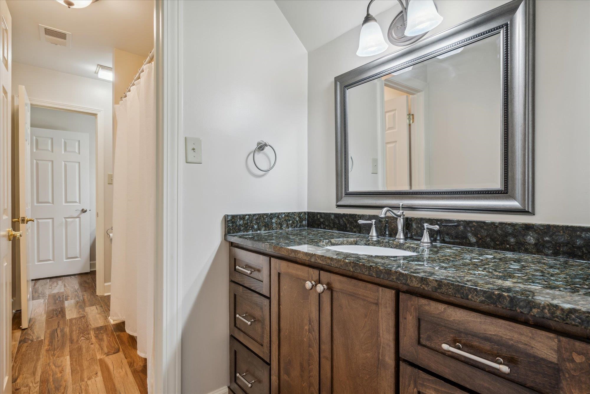 514 LINDSEYWOOD CV