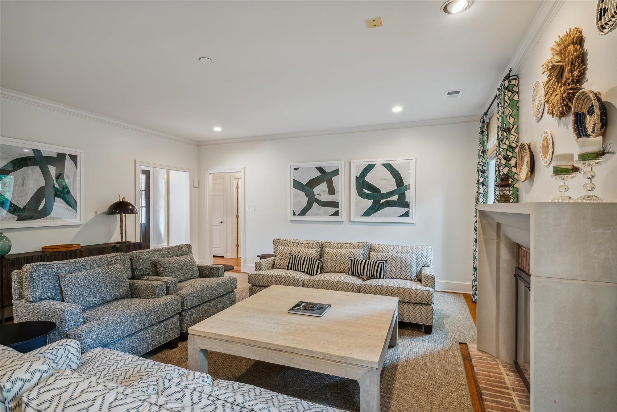 514 LINDSEYWOOD CV
