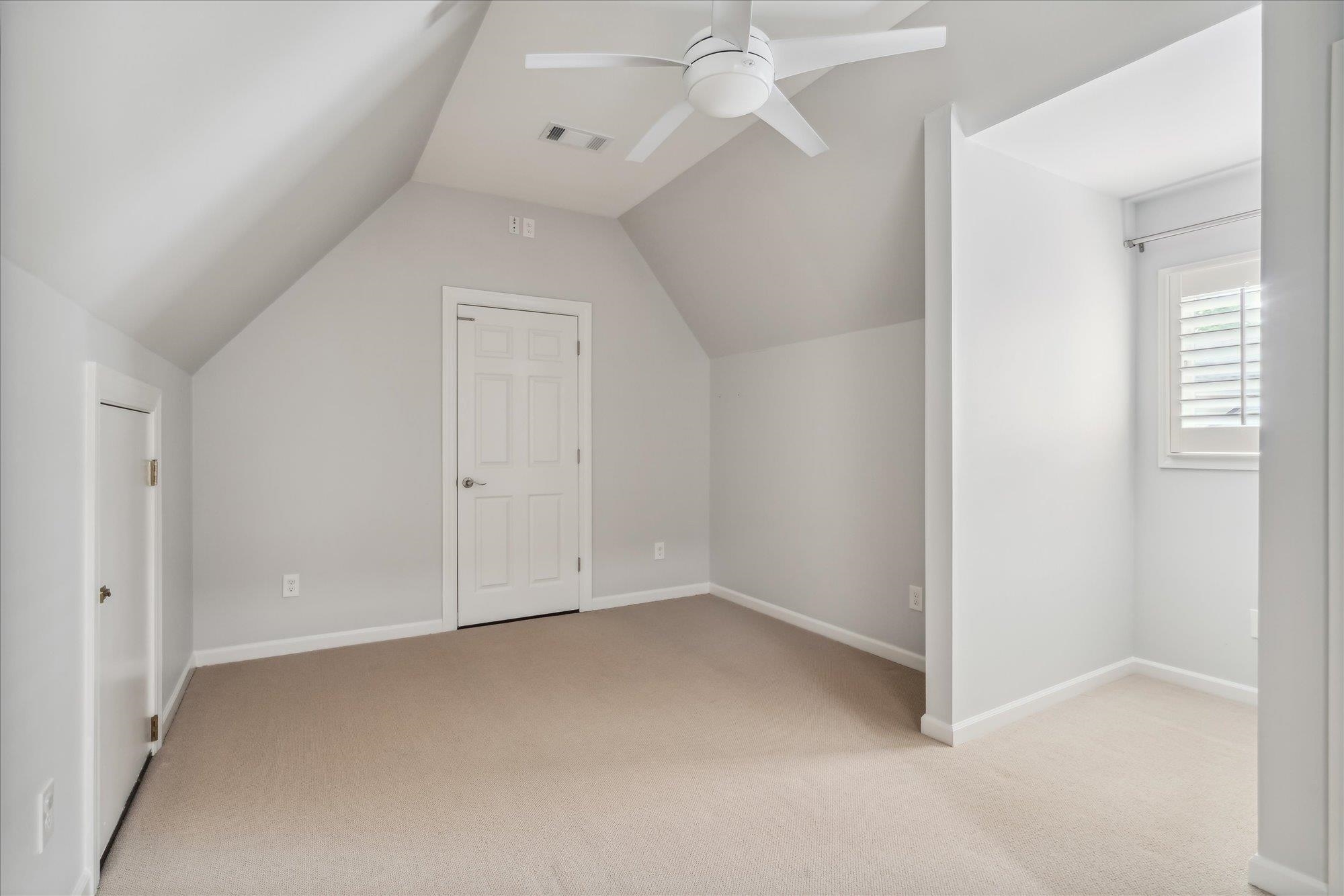 514 LINDSEYWOOD CV