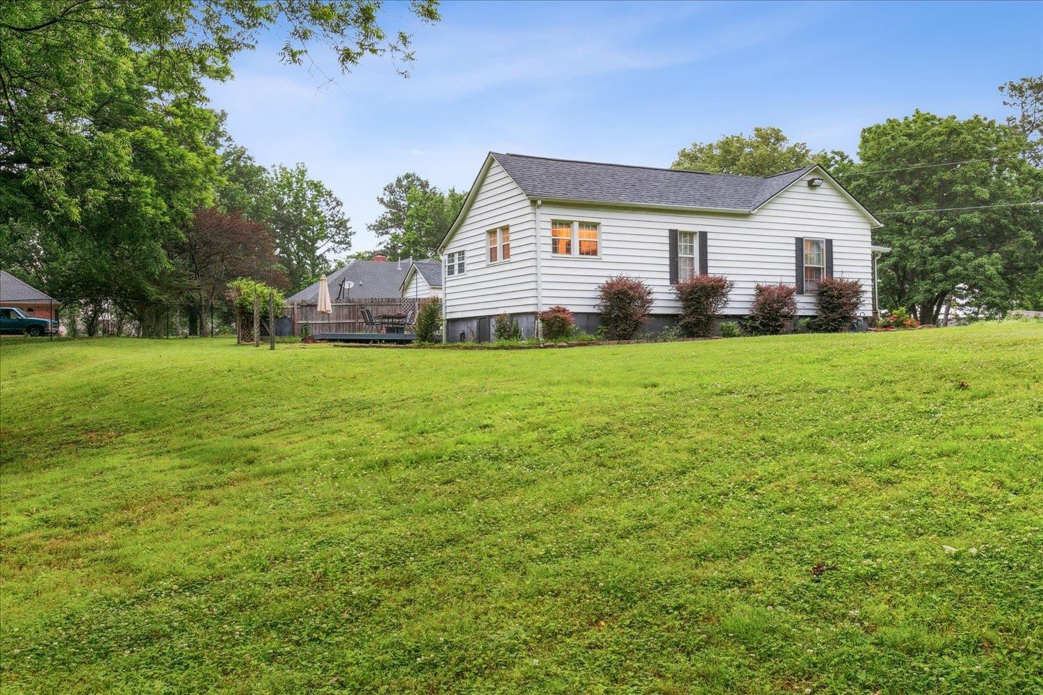 3809 OLD BROWNSVILLE RD
