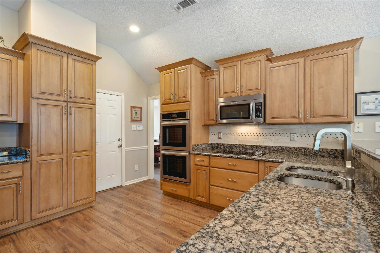 7477 MULLIGAN LN
