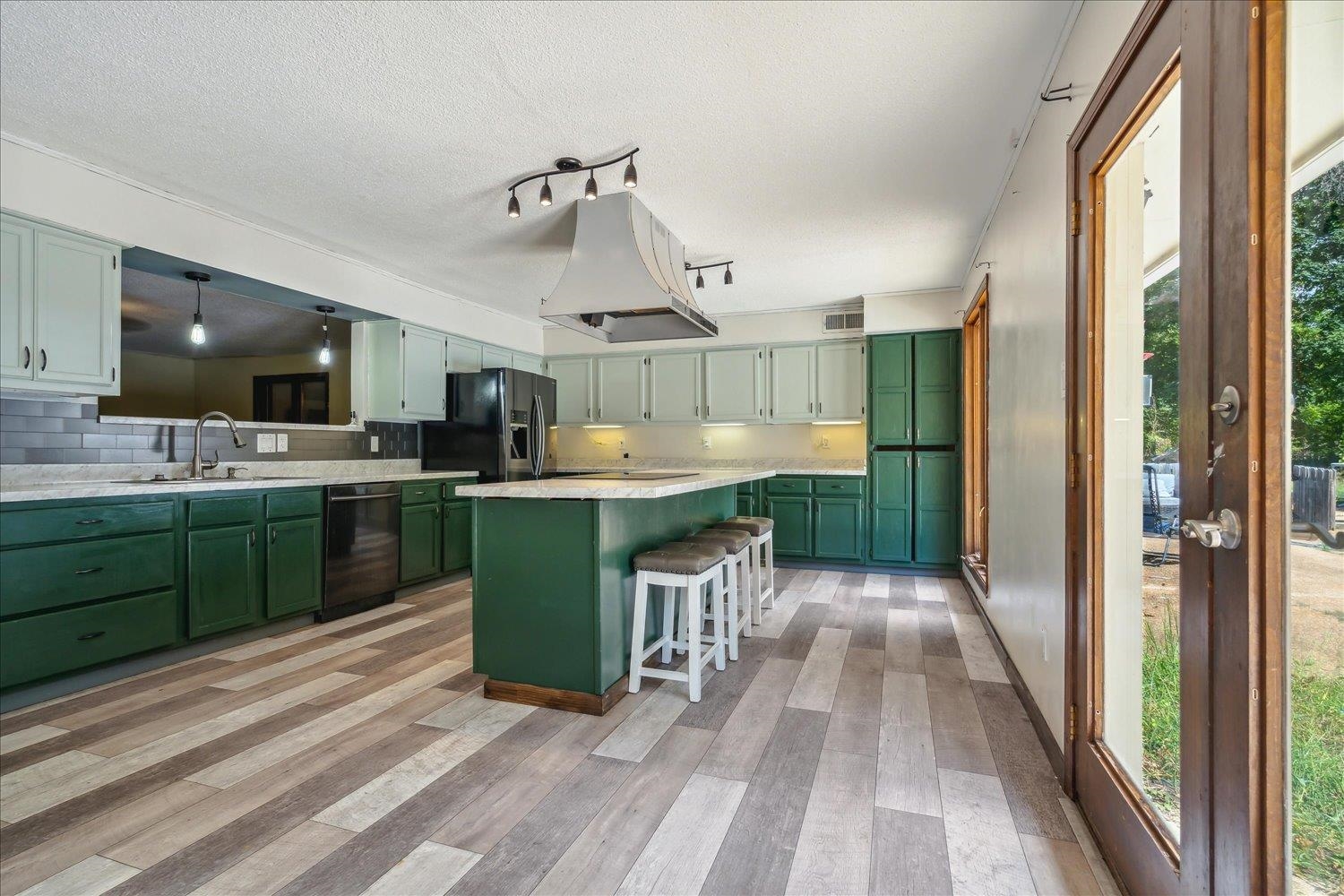 1432 MONASCO DR