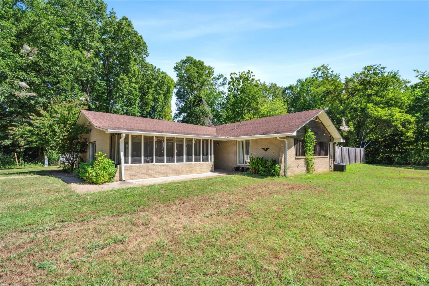 1432 MONASCO DR