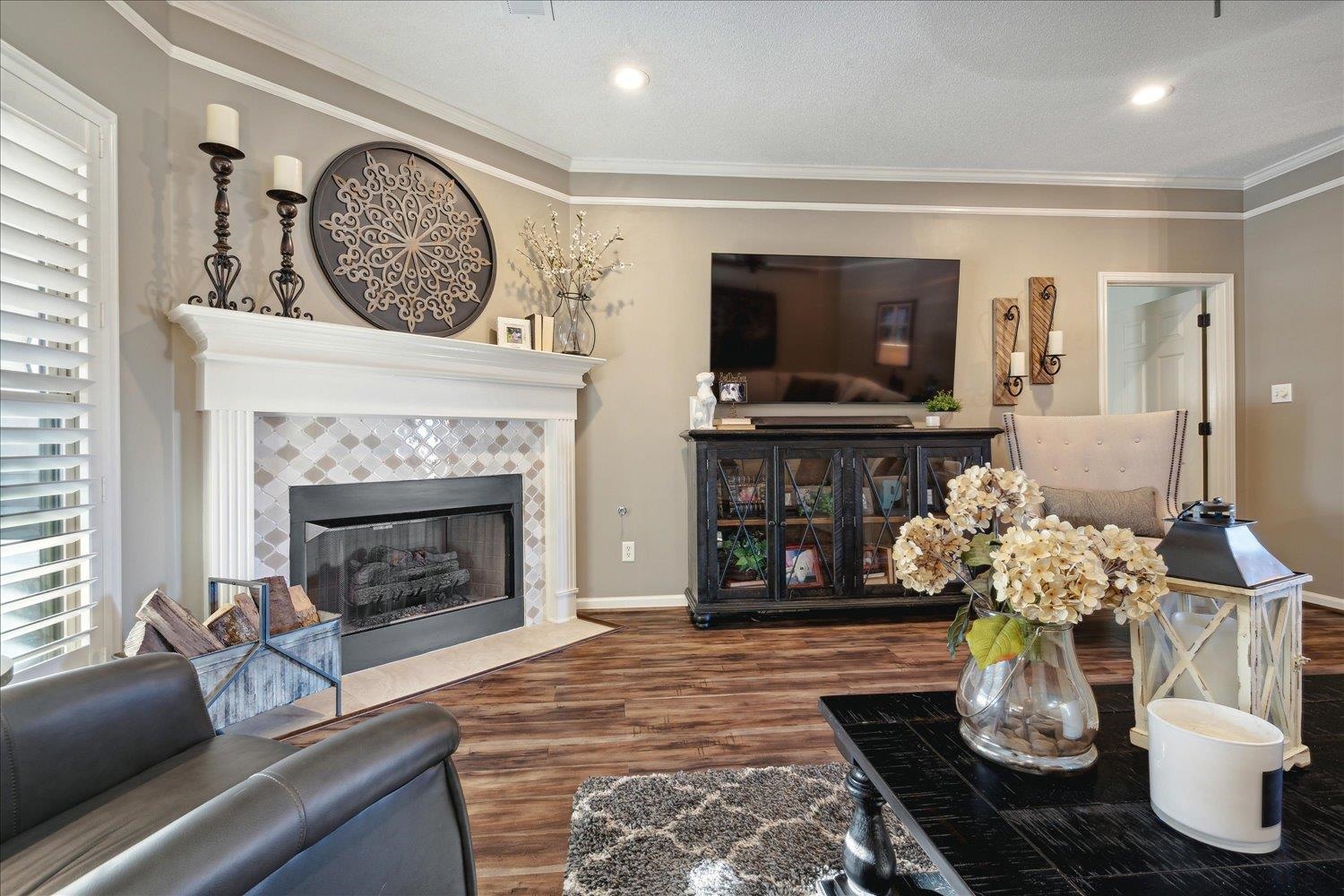 5061 FIREOAK CV