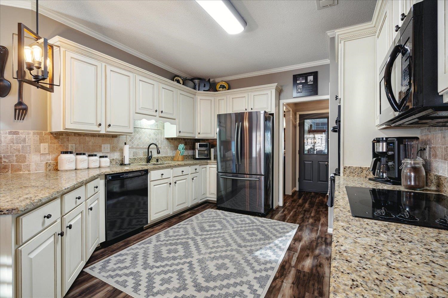 5061 FIREOAK CV