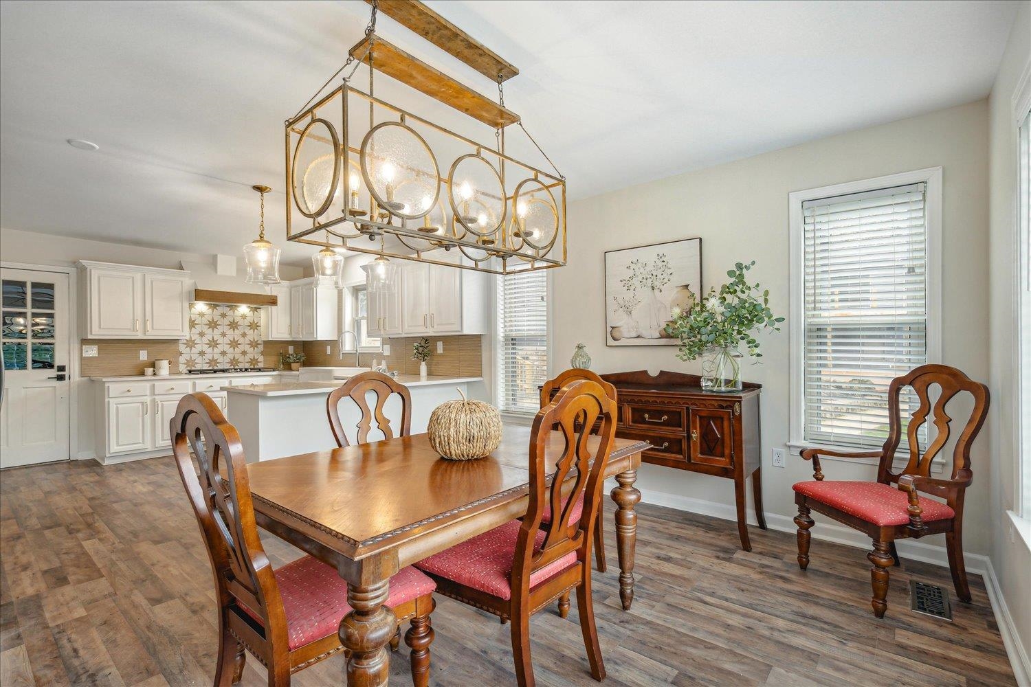 9568 ELM POINT CV