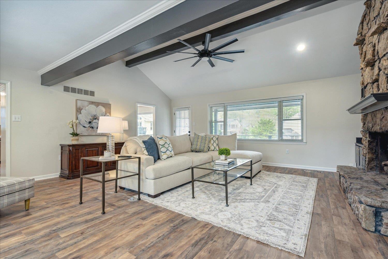 9568 ELM POINT CV