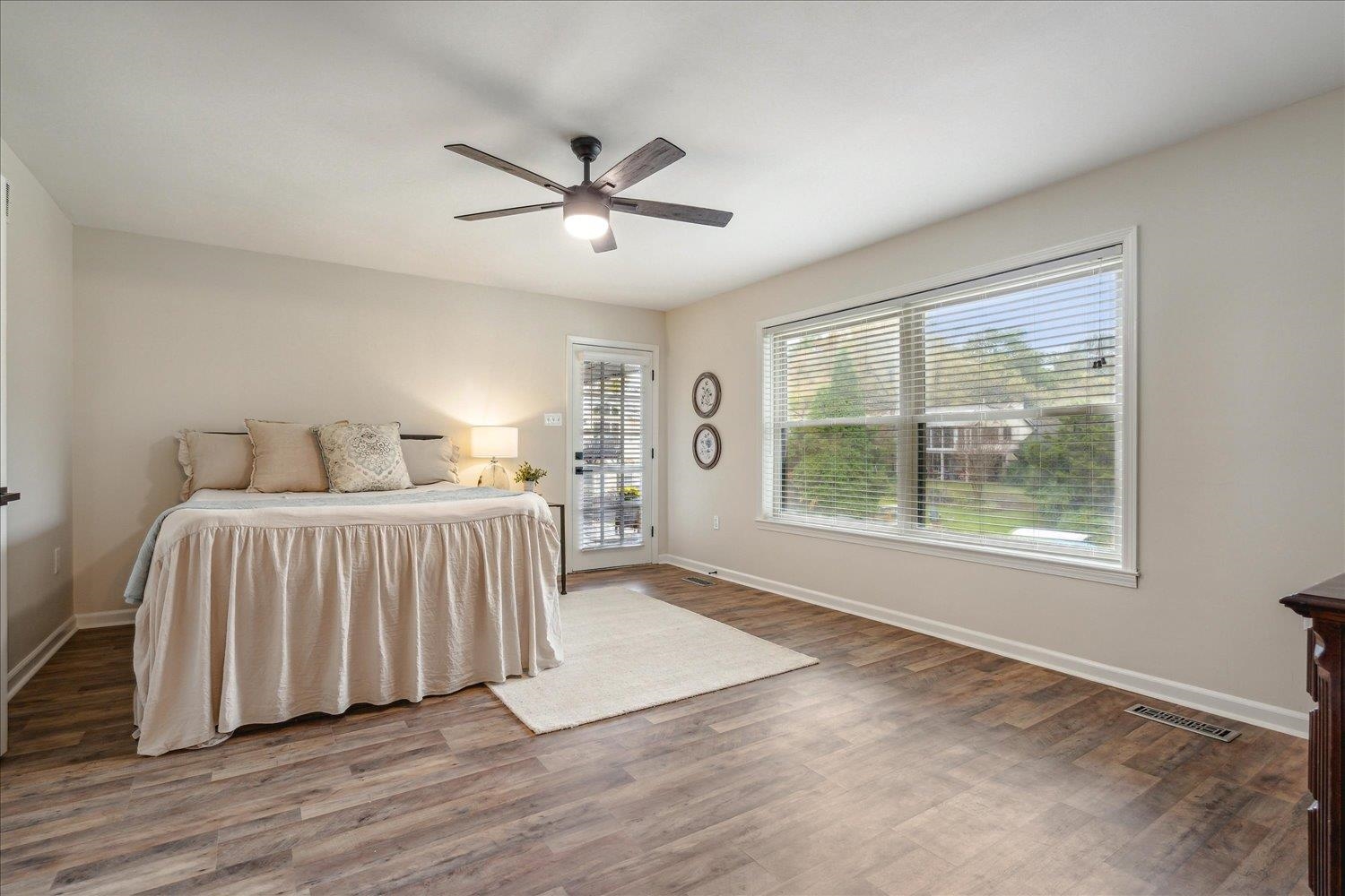 9568 ELM POINT CV