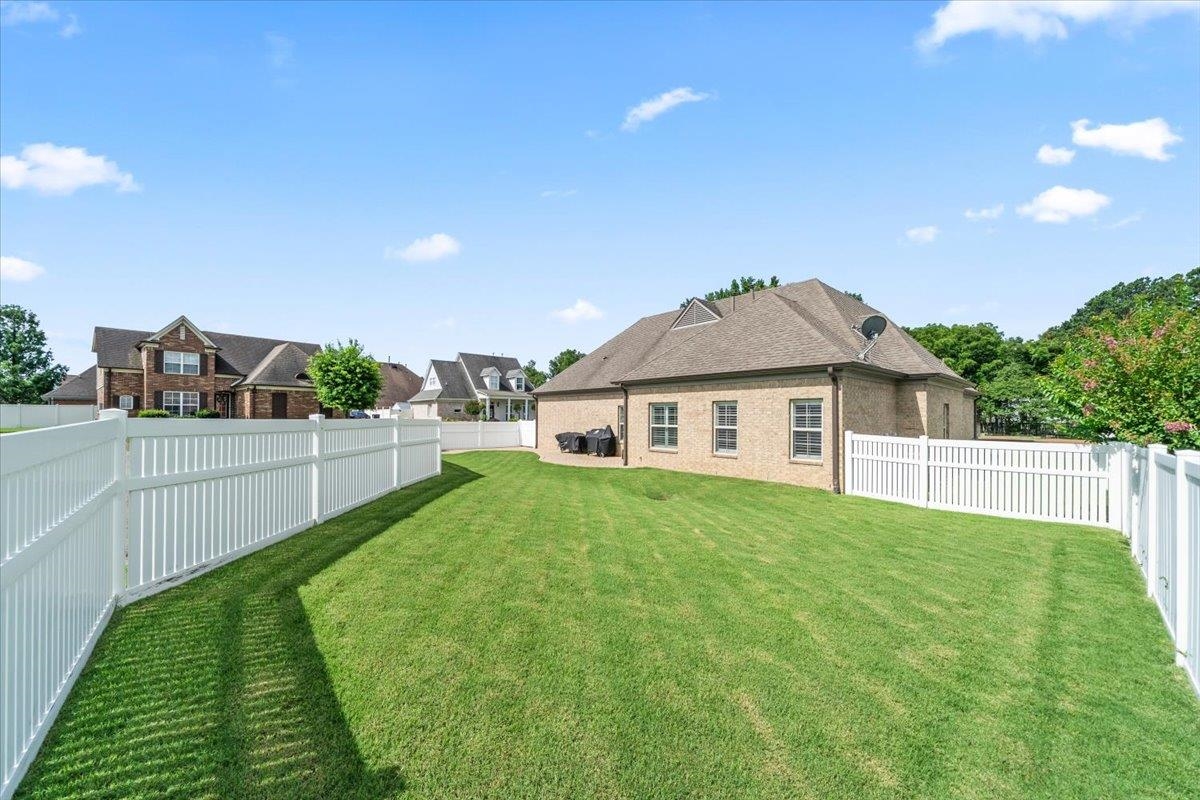 5060 VONELL WAY