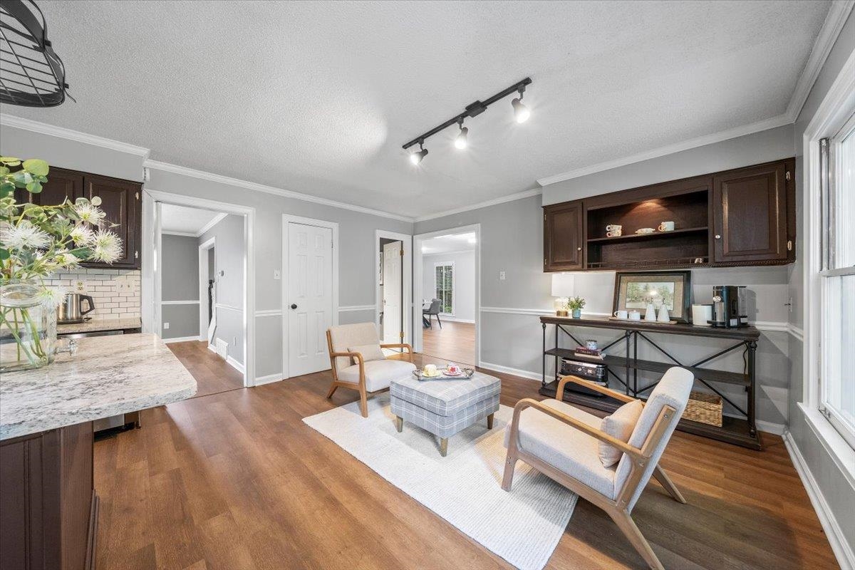 8162 WALNUT CREEK RD