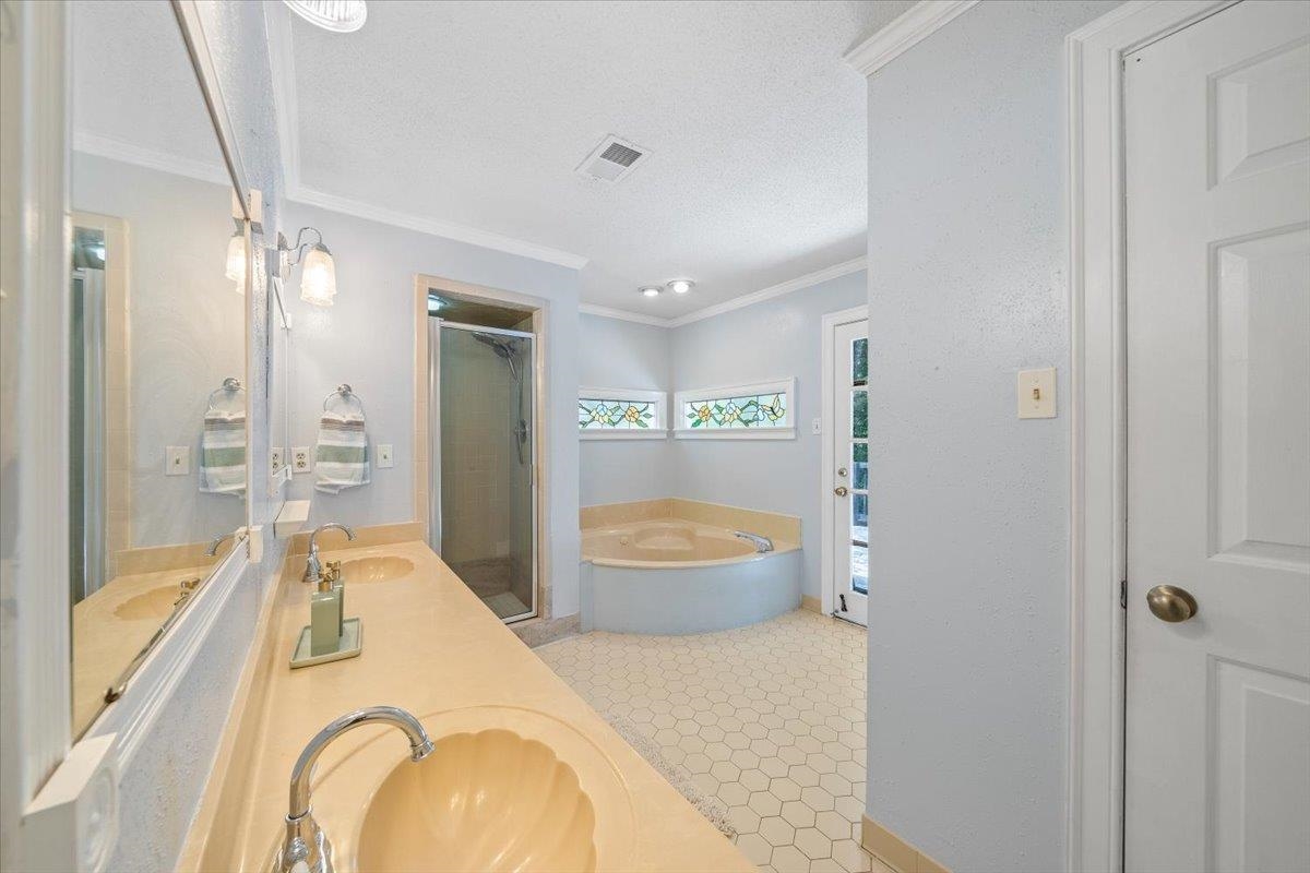 8162 WALNUT CREEK RD