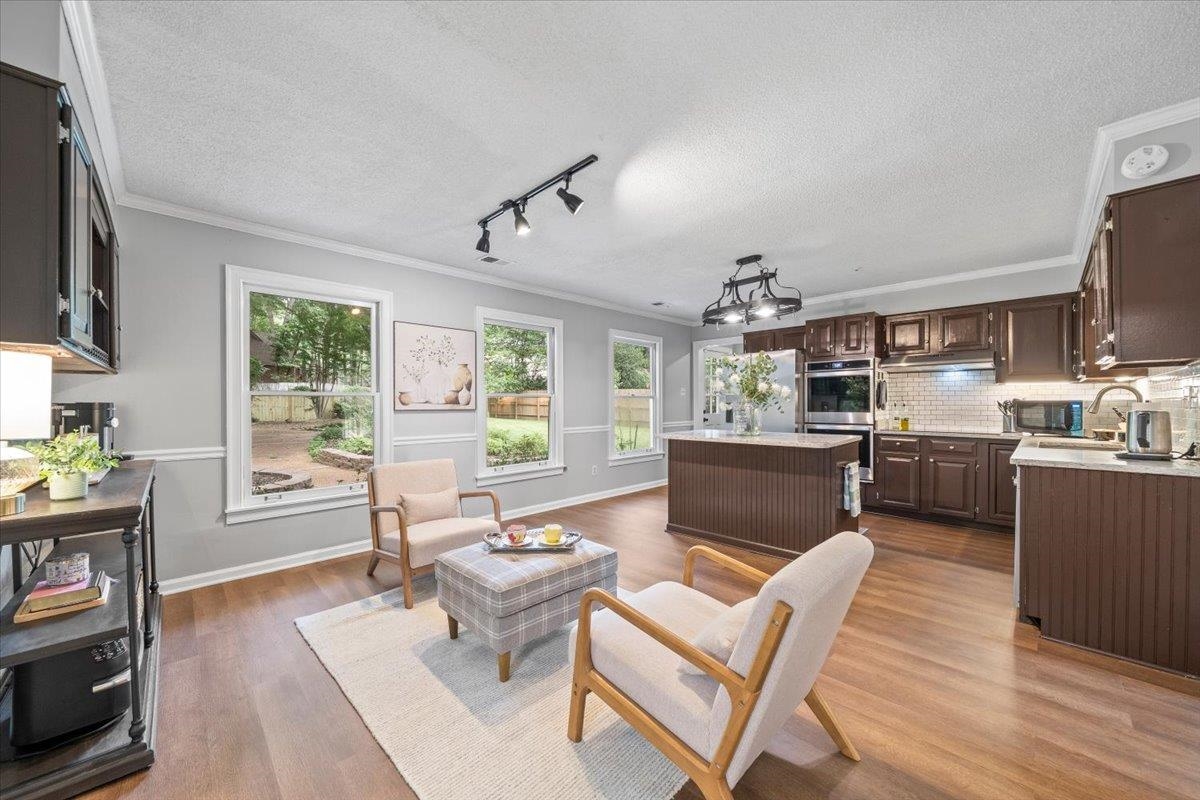 8162 WALNUT CREEK RD