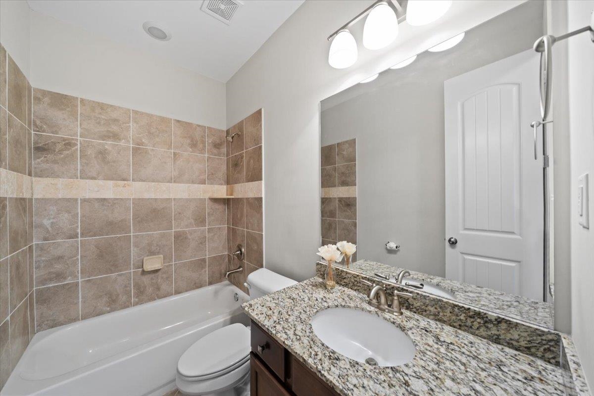 8544 WOODLAND ROSE CIR S