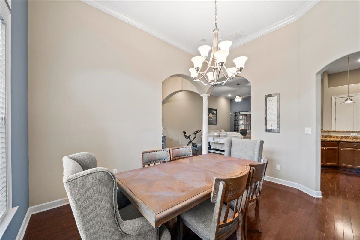 8571 WOODLAND ROSE CIR S