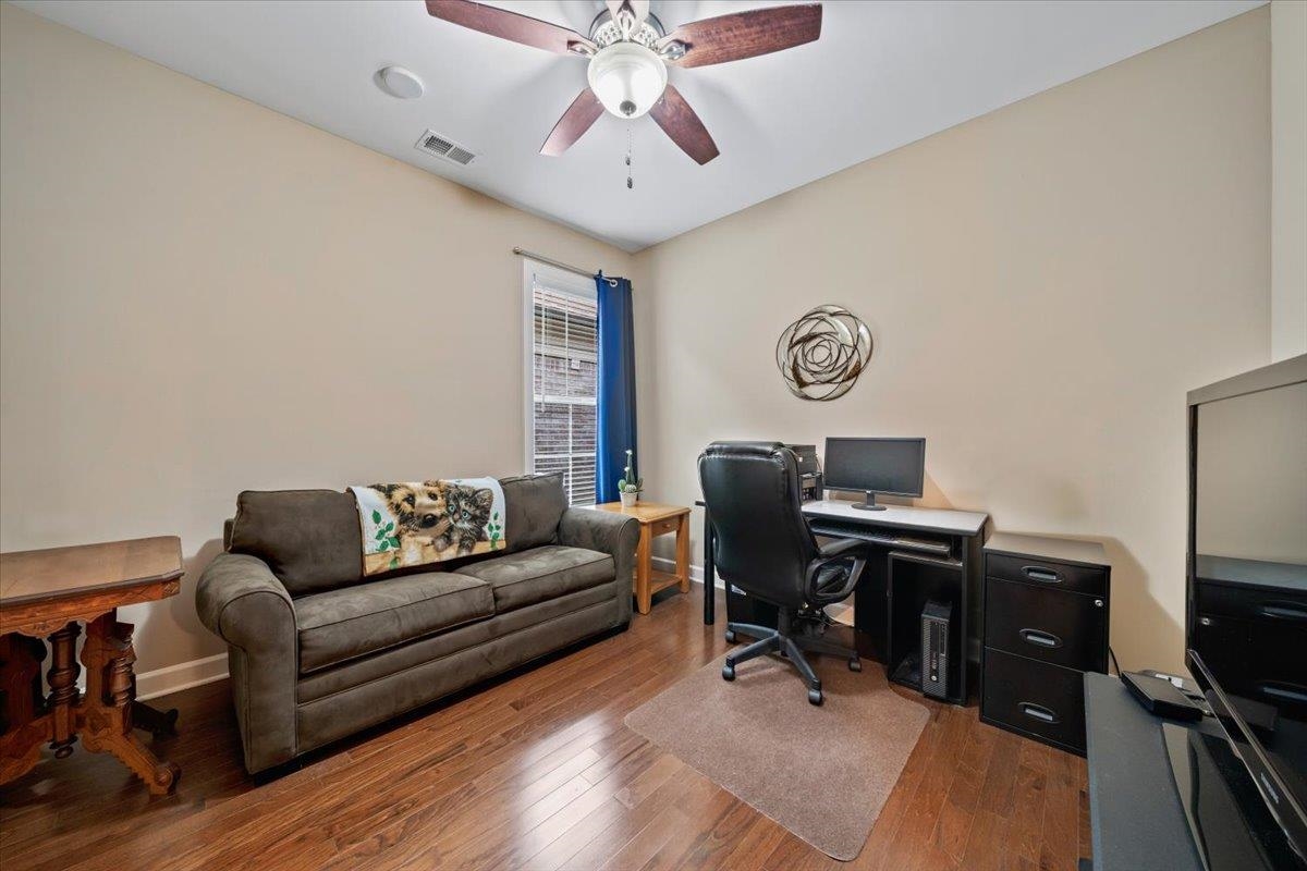 8571 WOODLAND ROSE CIR S