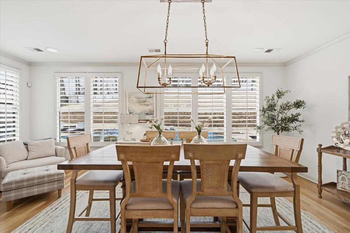 10191 HERONS LANDING CV