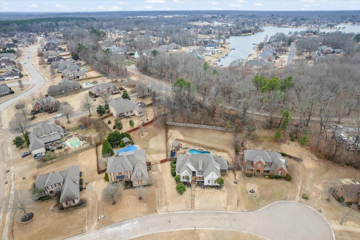 10191 HERONS LANDING CV