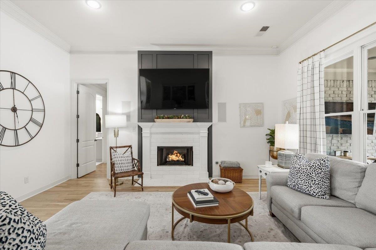 10191 HERONS LANDING CV