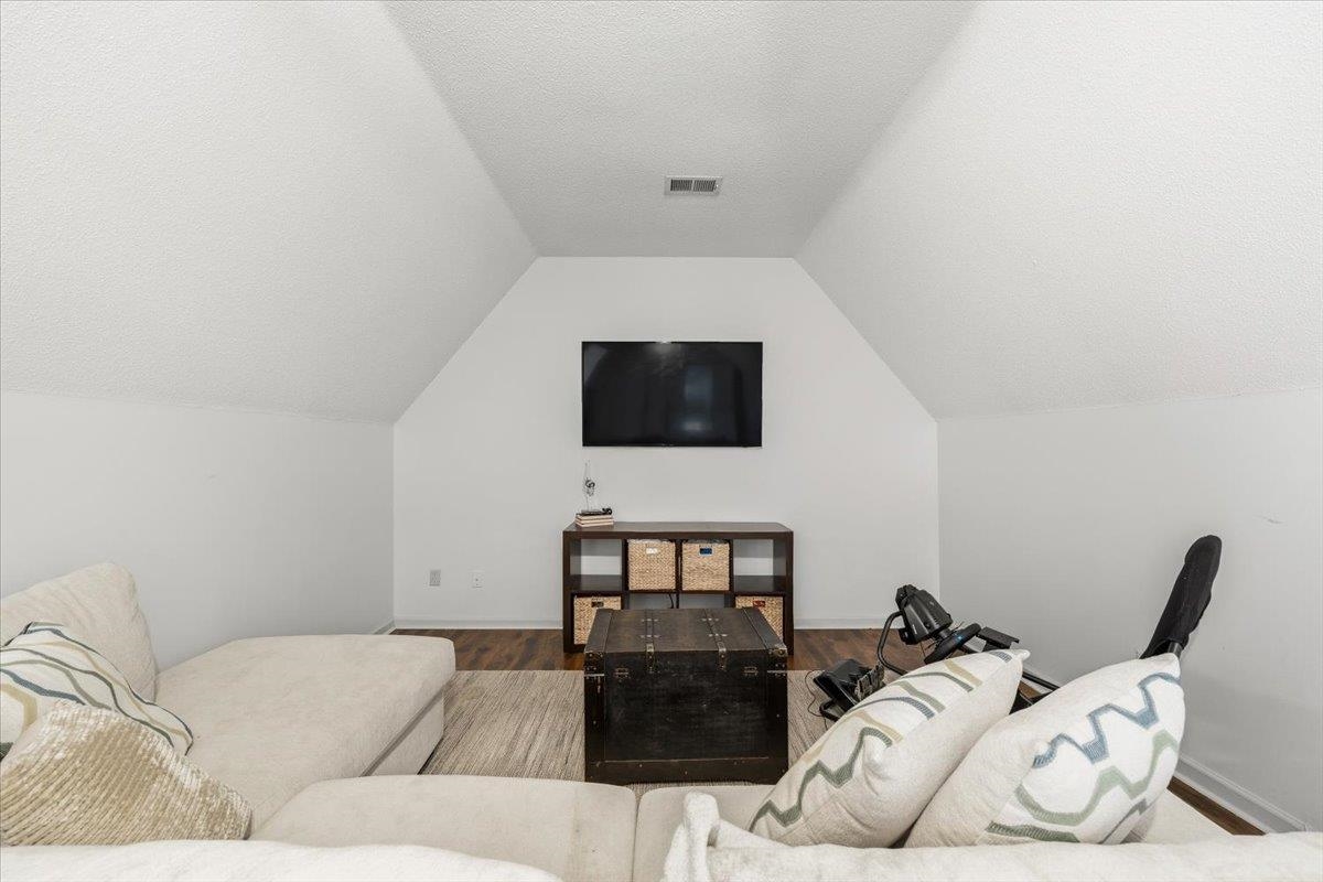 10191 HERONS LANDING CV