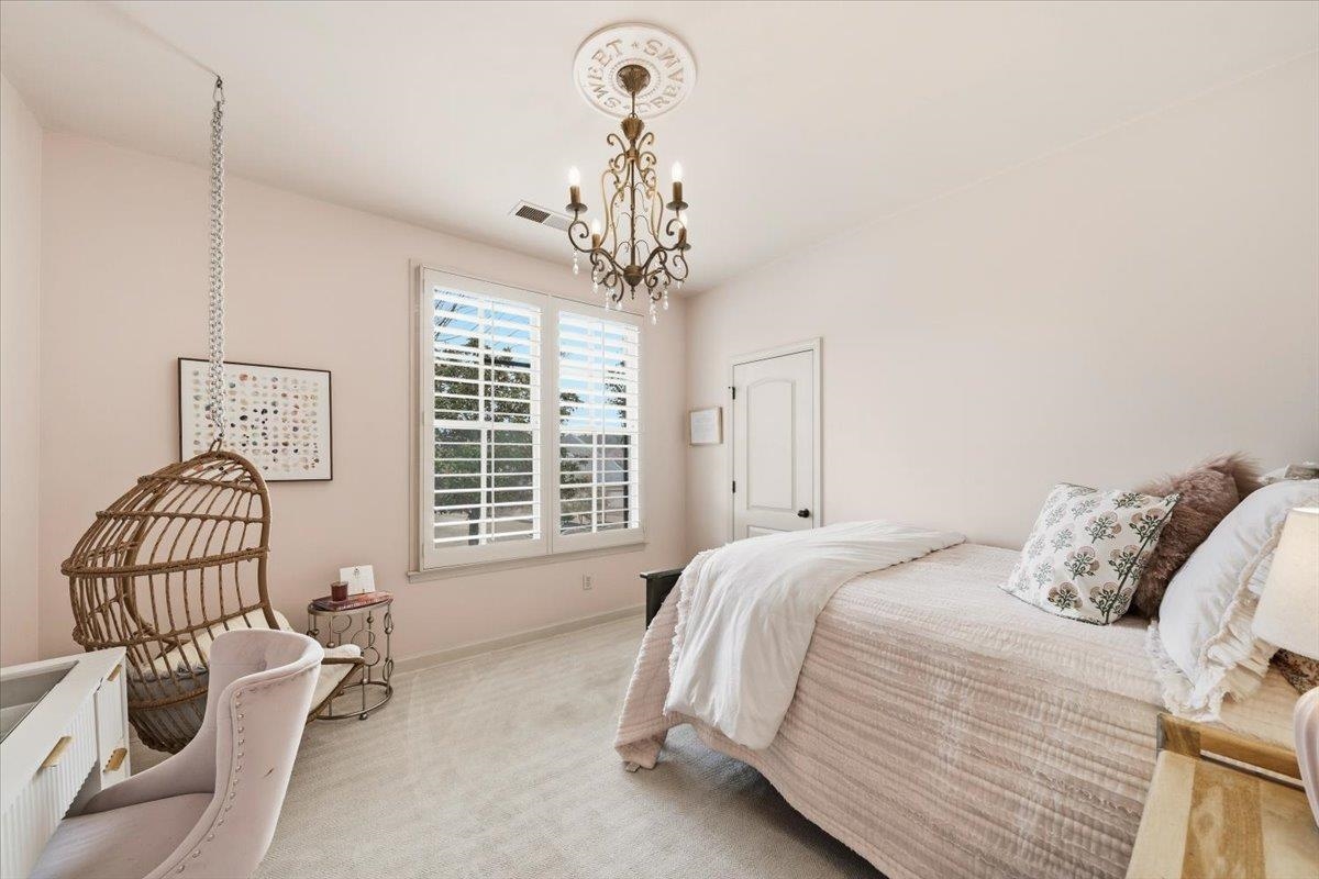 10191 HERONS LANDING CV