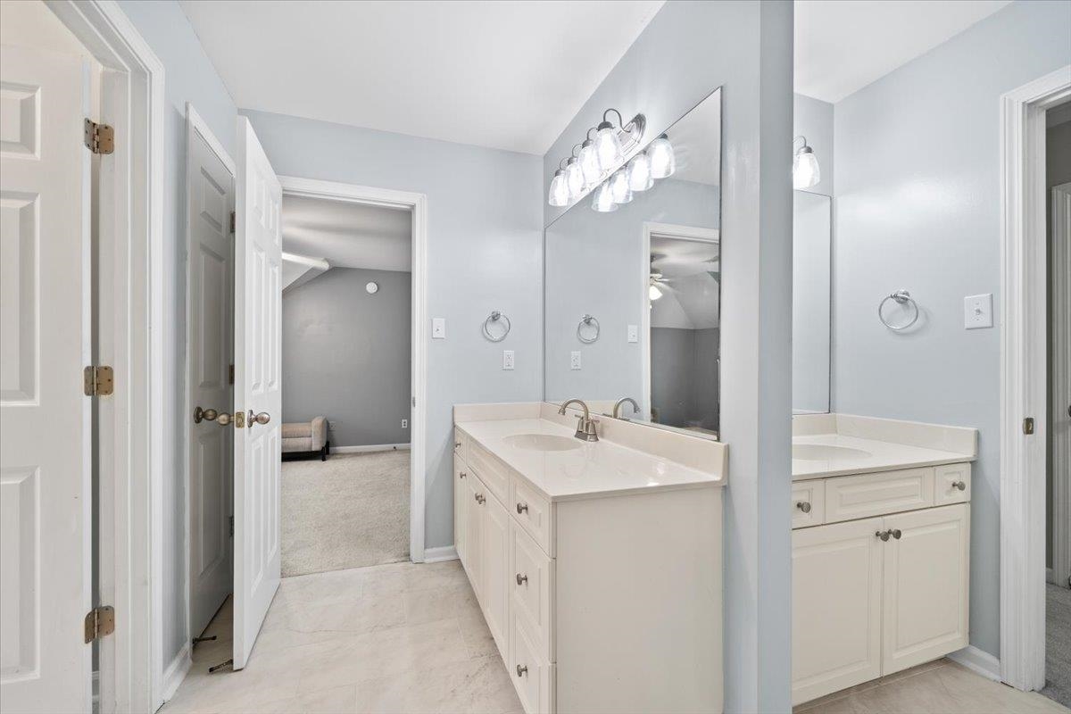 4177 HERONS POND LN