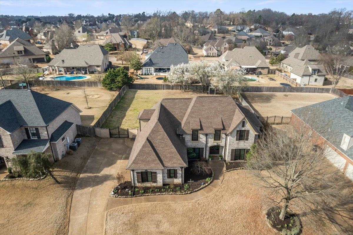 4177 HERONS POND LN