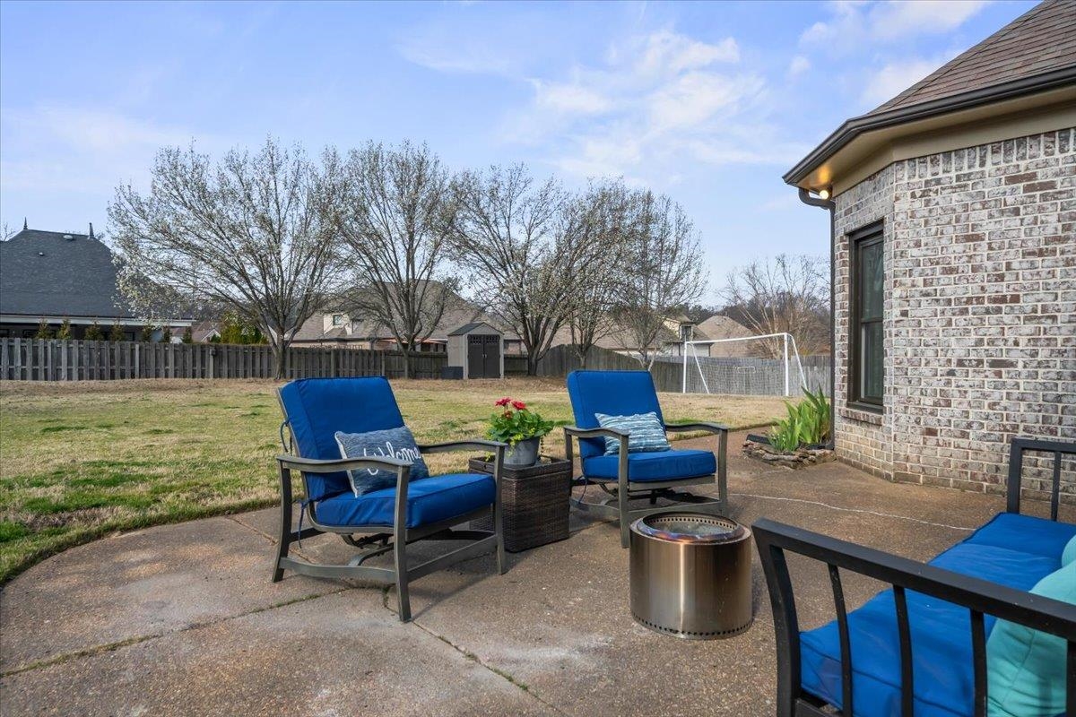 4177 HERONS POND LN