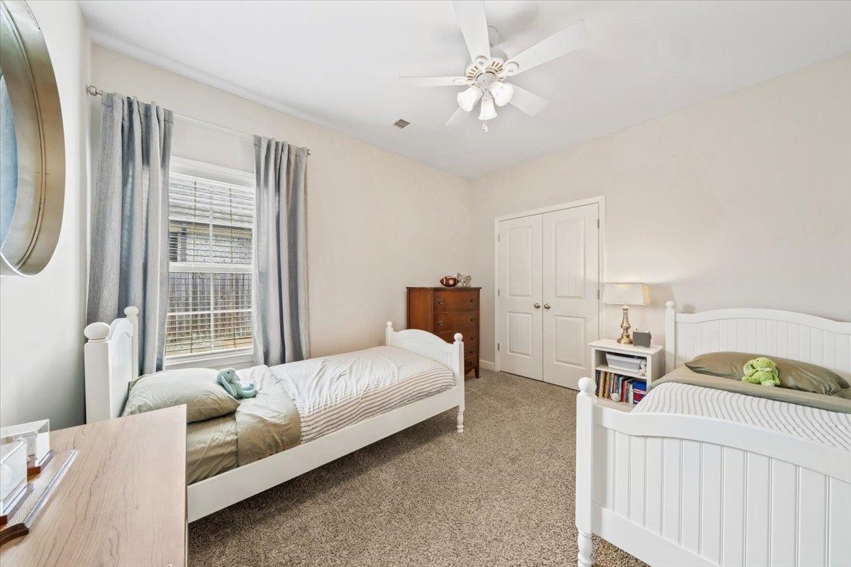 6303 CREEKSIDE LAKE DR