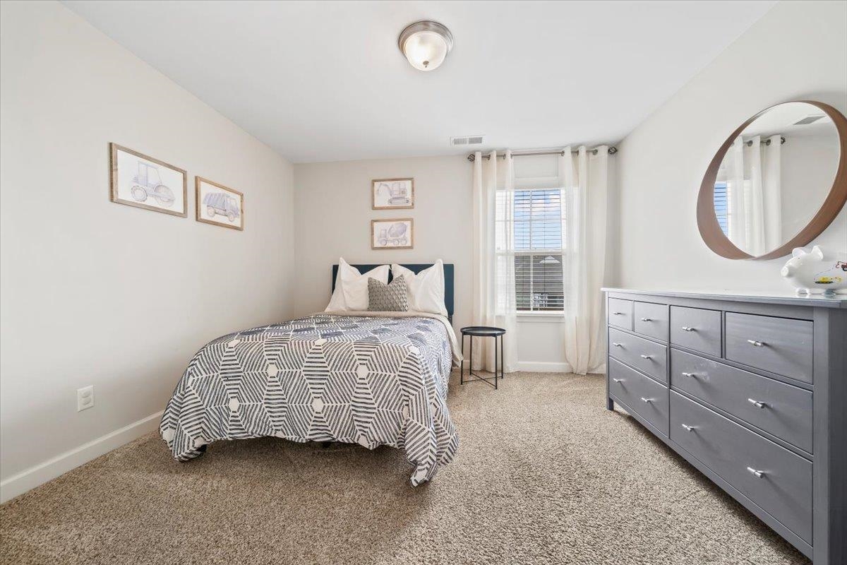 6303 CREEKSIDE LAKE DR