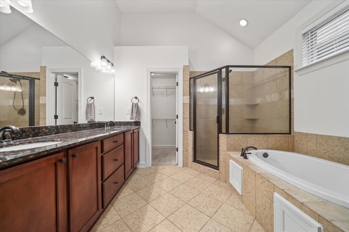 8558 WOODLAND ROSE CIR S