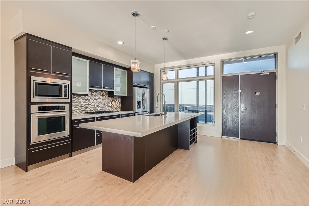 8925 West Flamingo Road 323