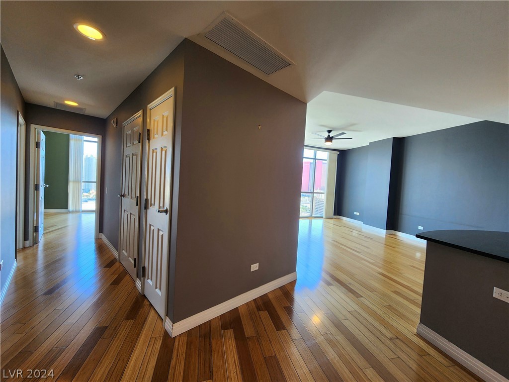 200 West Sahara Avenue 2305