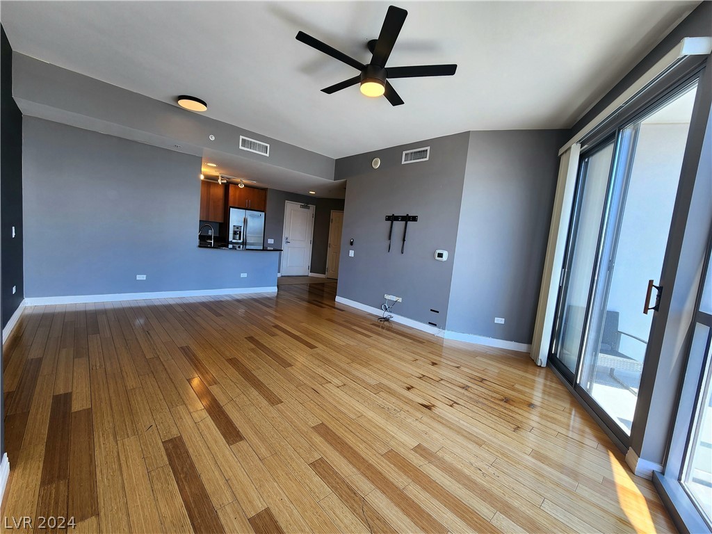 200 West Sahara Avenue 2305