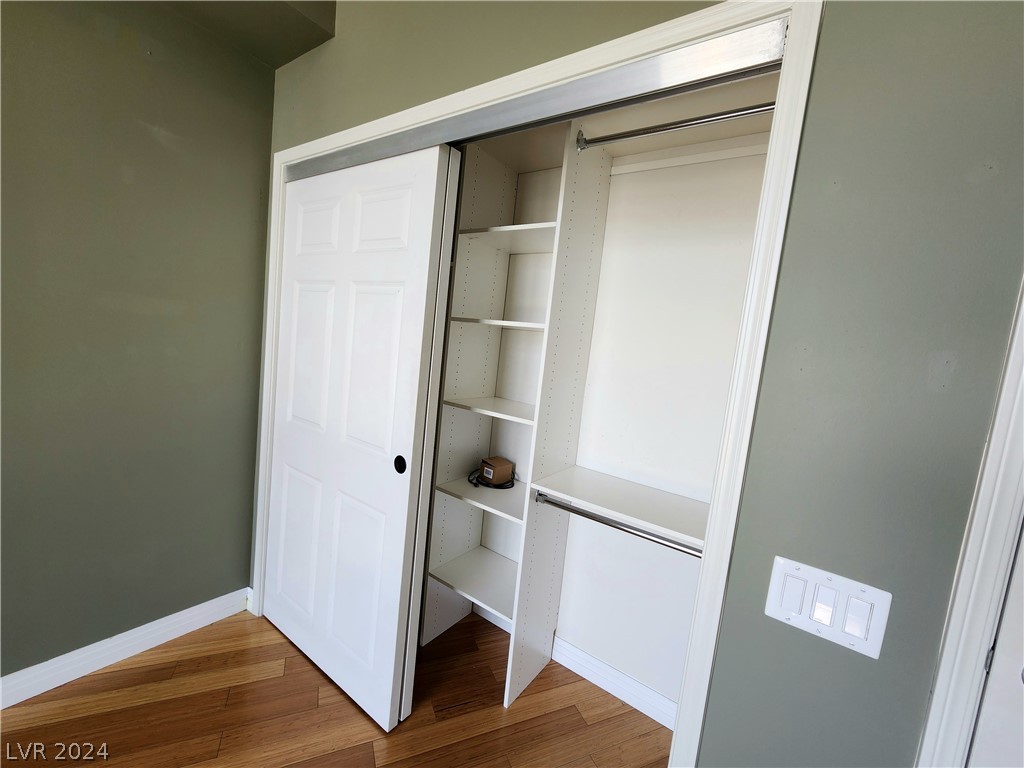 200 West Sahara Avenue 2305