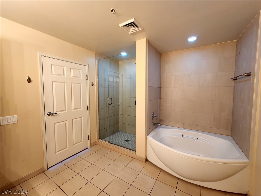 200 West Sahara Avenue 2305