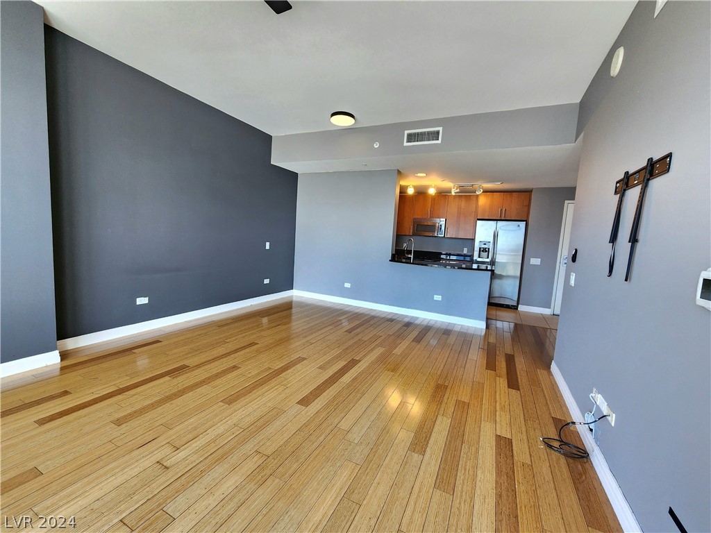 200 West Sahara Avenue 2305