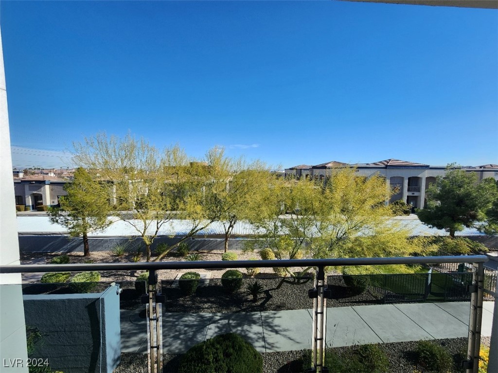 8925 West Flamingo Road 221