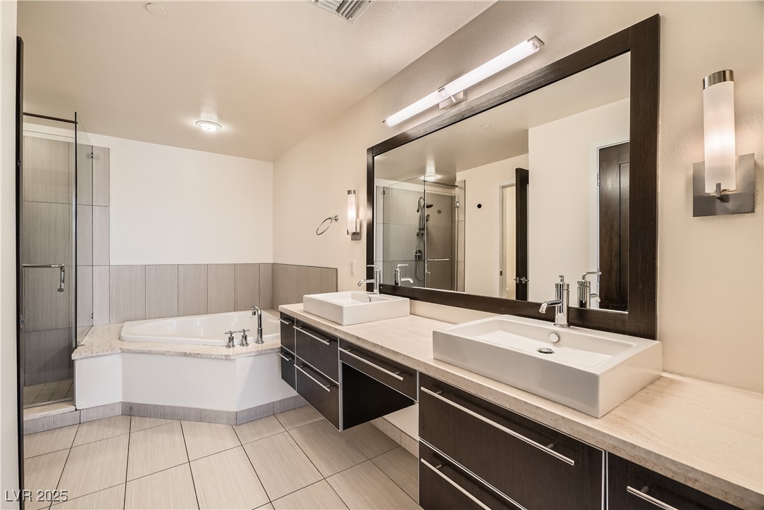 8925 West Flamingo Road 312