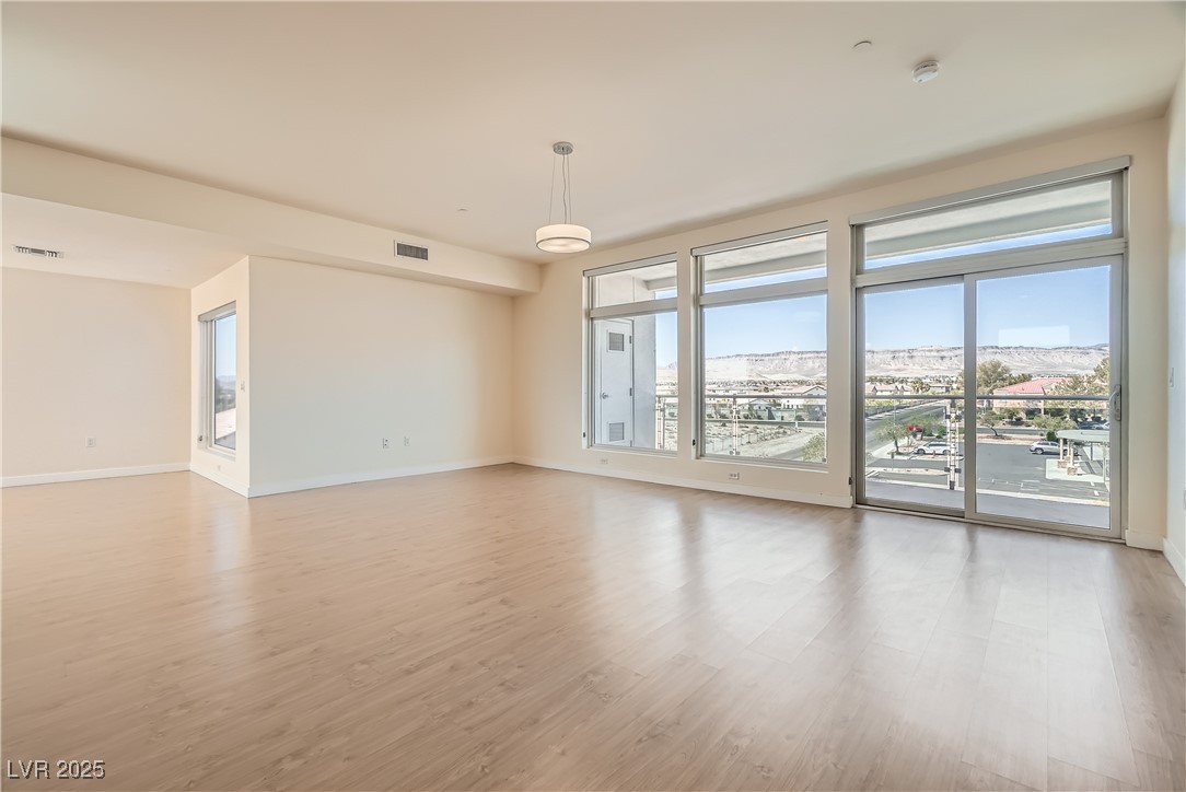 8925 West Flamingo Road 312