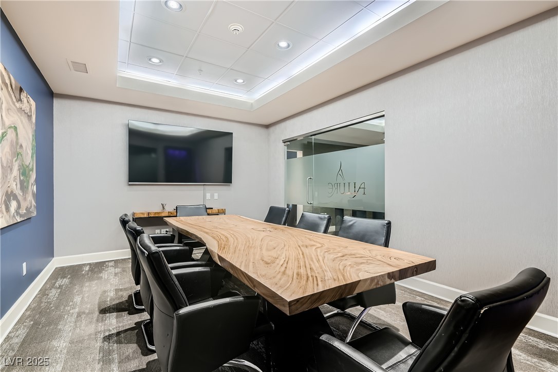 200 West Sahara Avenue 1102