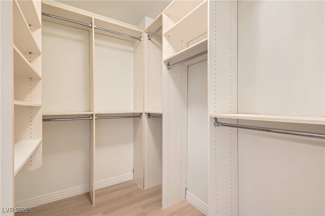 200 West Sahara Avenue 1102