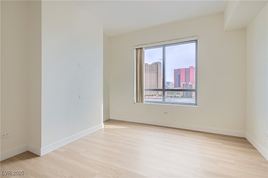 200 West Sahara Avenue 1102