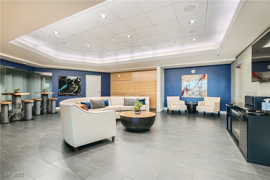 200 West Sahara Avenue 1102