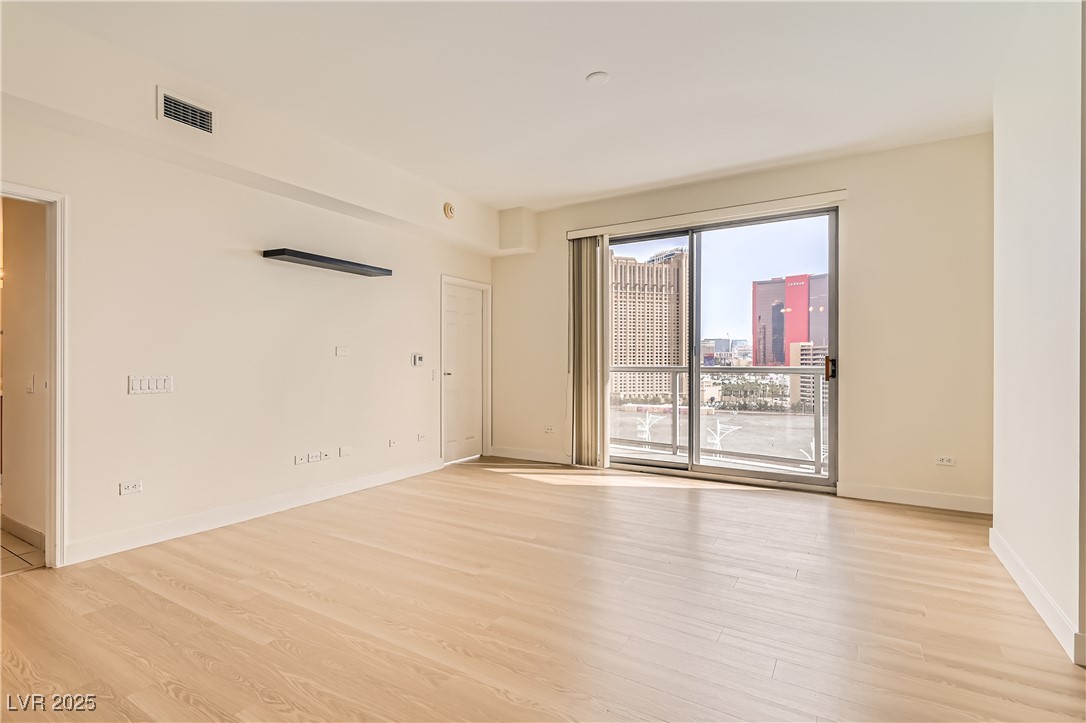 200 West Sahara Avenue 1102
