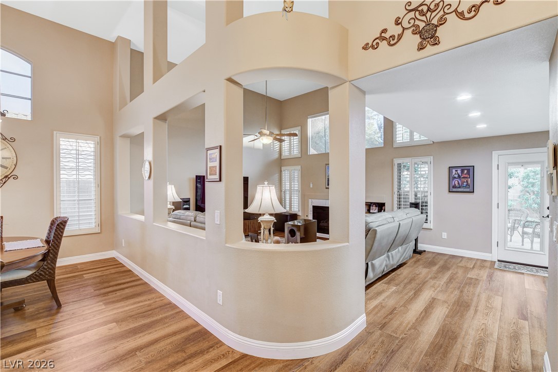 10133 Hill Country Avenue