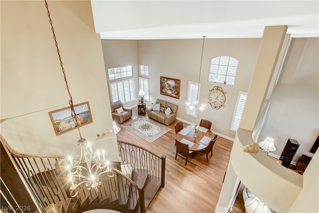 10133 Hill Country Avenue