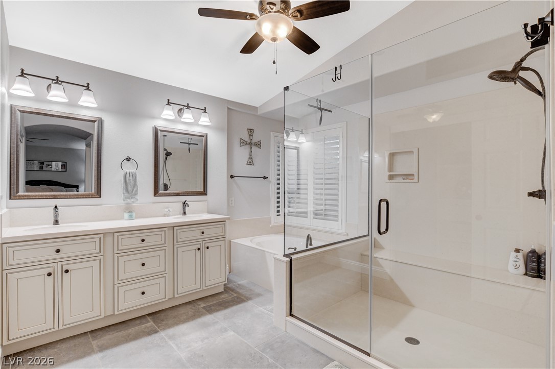 10133 Hill Country Avenue