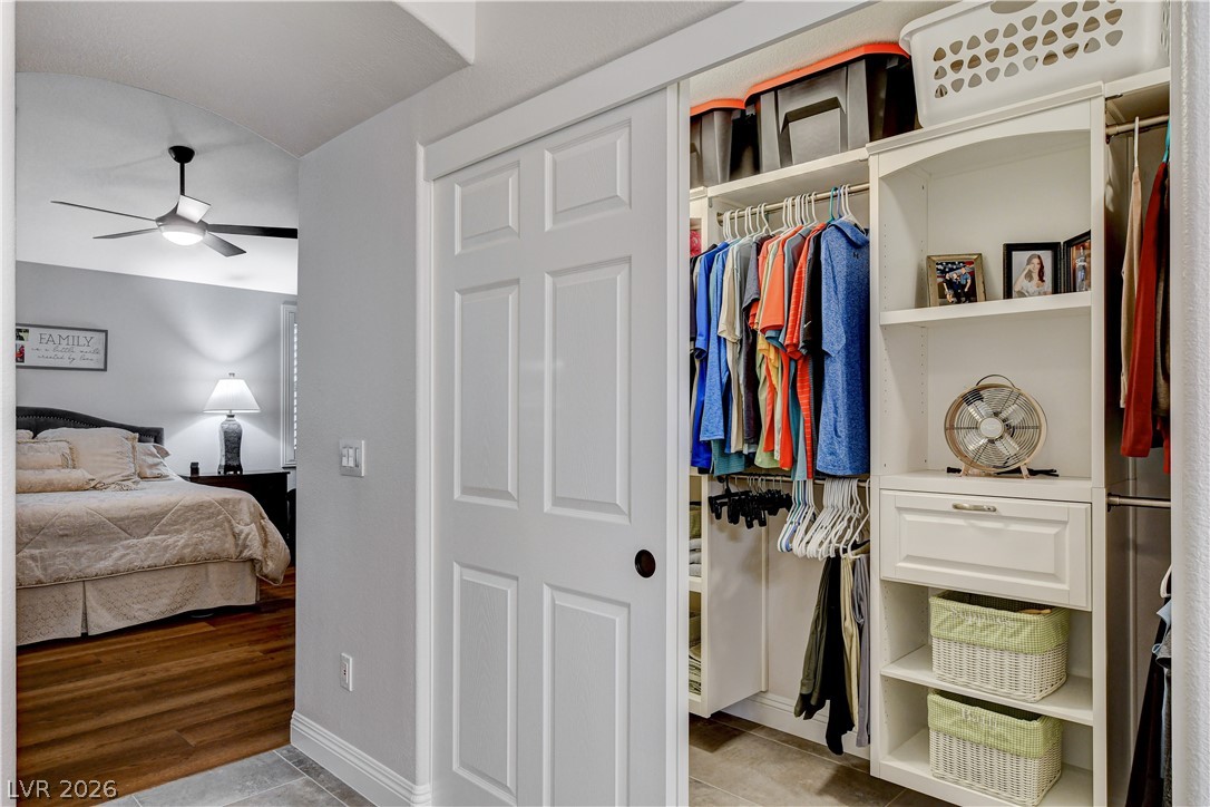 10133 Hill Country Avenue