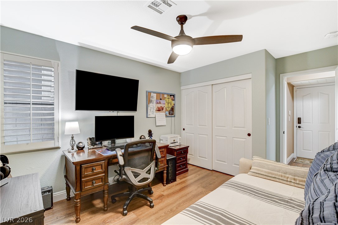 10133 Hill Country Avenue