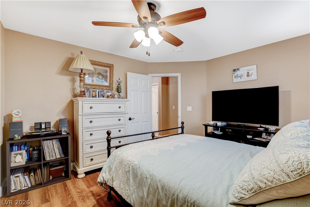 10133 Hill Country Avenue